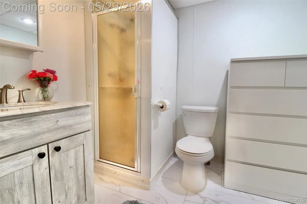 29505 Minton Street Livonia City MI 48150