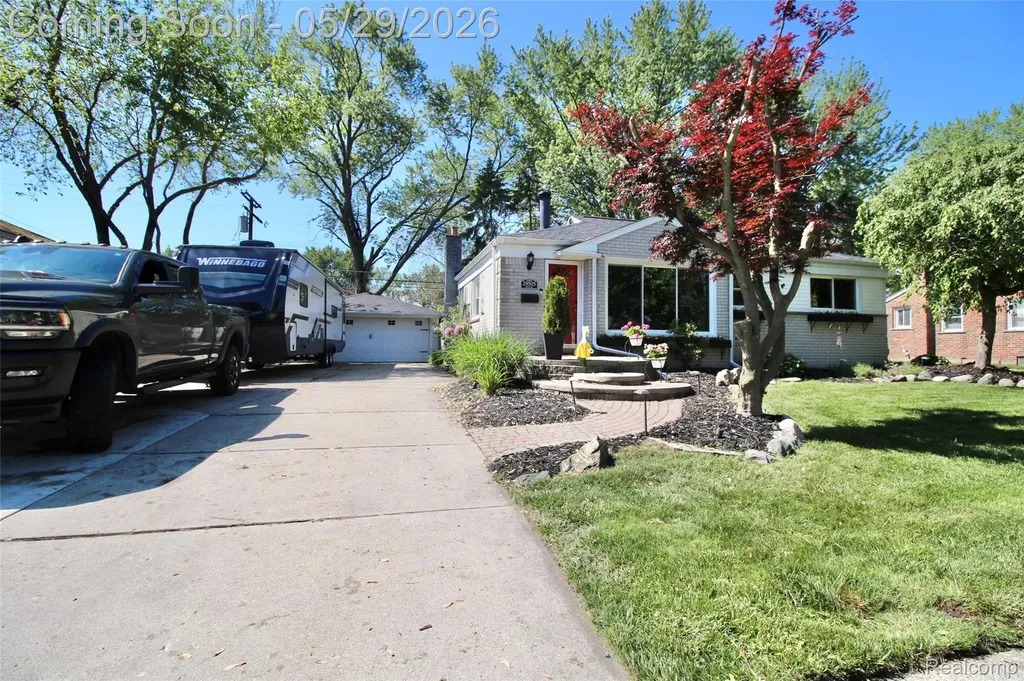 29505 Minton Street Livonia City MI 48150