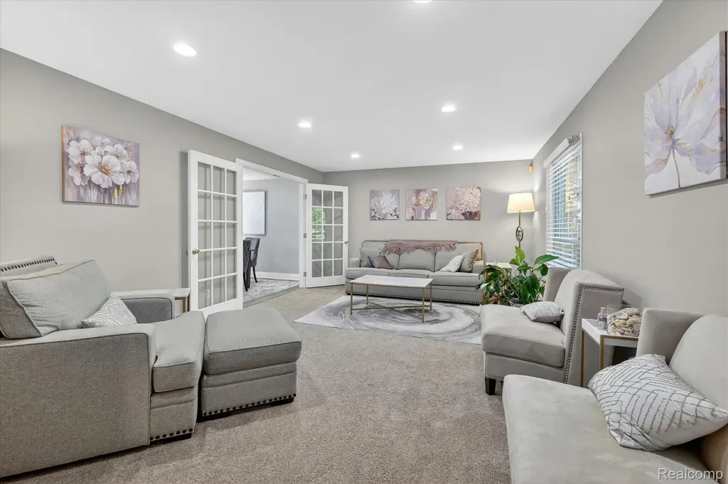 4121 Antique Lane Bloomfield Hills City MI 48302