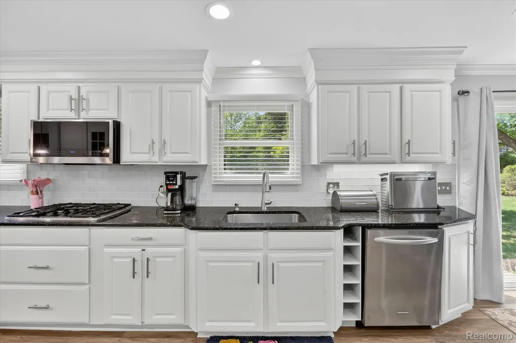 4121 Antique Lane Bloomfield Hills City MI 48302