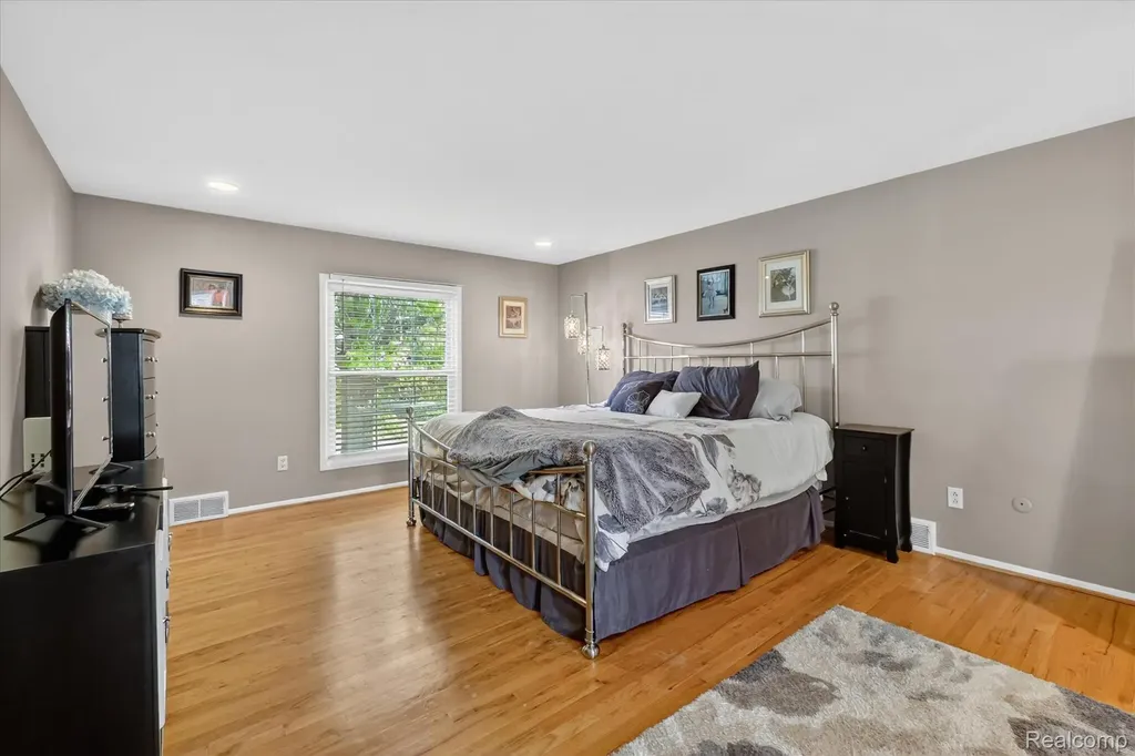 4121 Antique Lane Bloomfield Hills City MI 48302