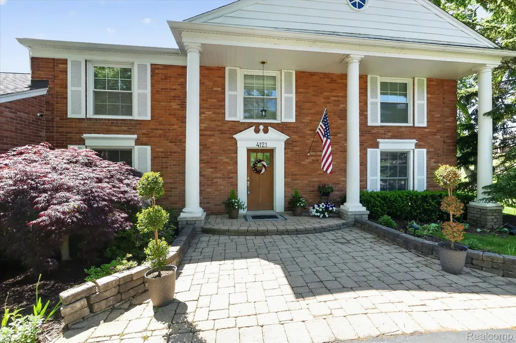 4121 Antique Lane Bloomfield Hills City MI 48302