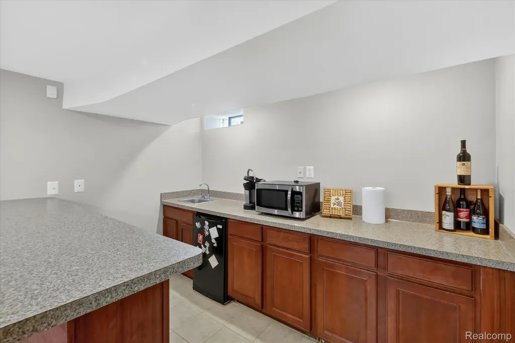 4121 Antique Lane Bloomfield Hills City MI 48302