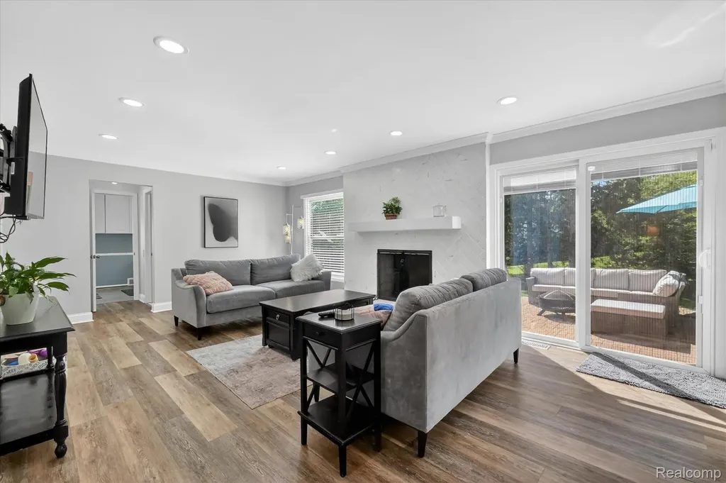 4121 Antique Lane Bloomfield Hills City MI 48302
