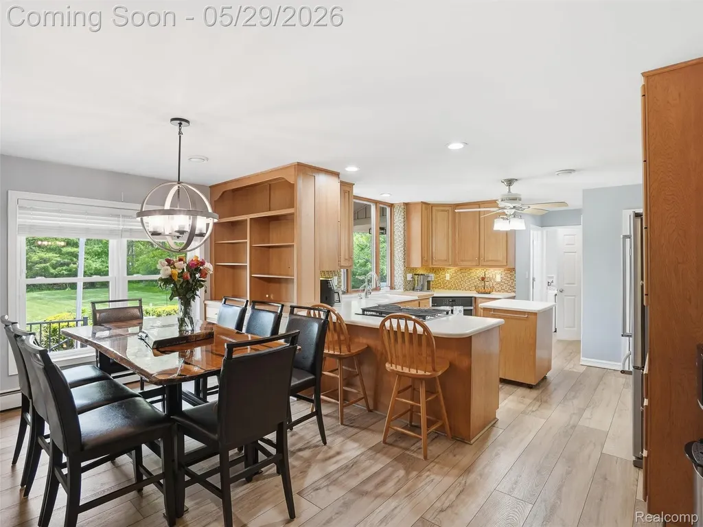 10839 9 Mile Road Green Oak Township MI 48189