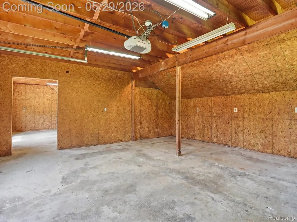 10839 9 Mile Road Green Oak Township MI 48189