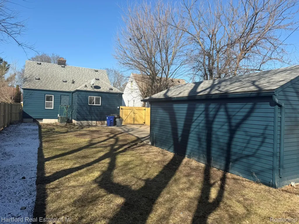 6212 Westwood Street Detroit City MI 48228