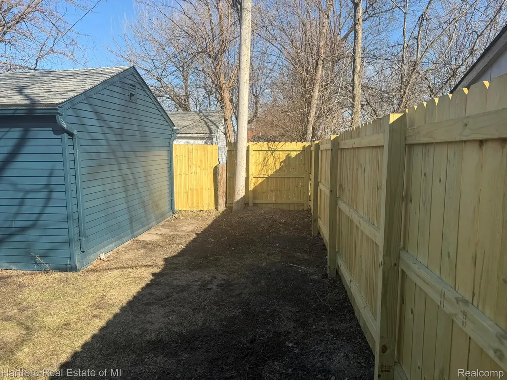 6212 Westwood Street Detroit City MI 48228