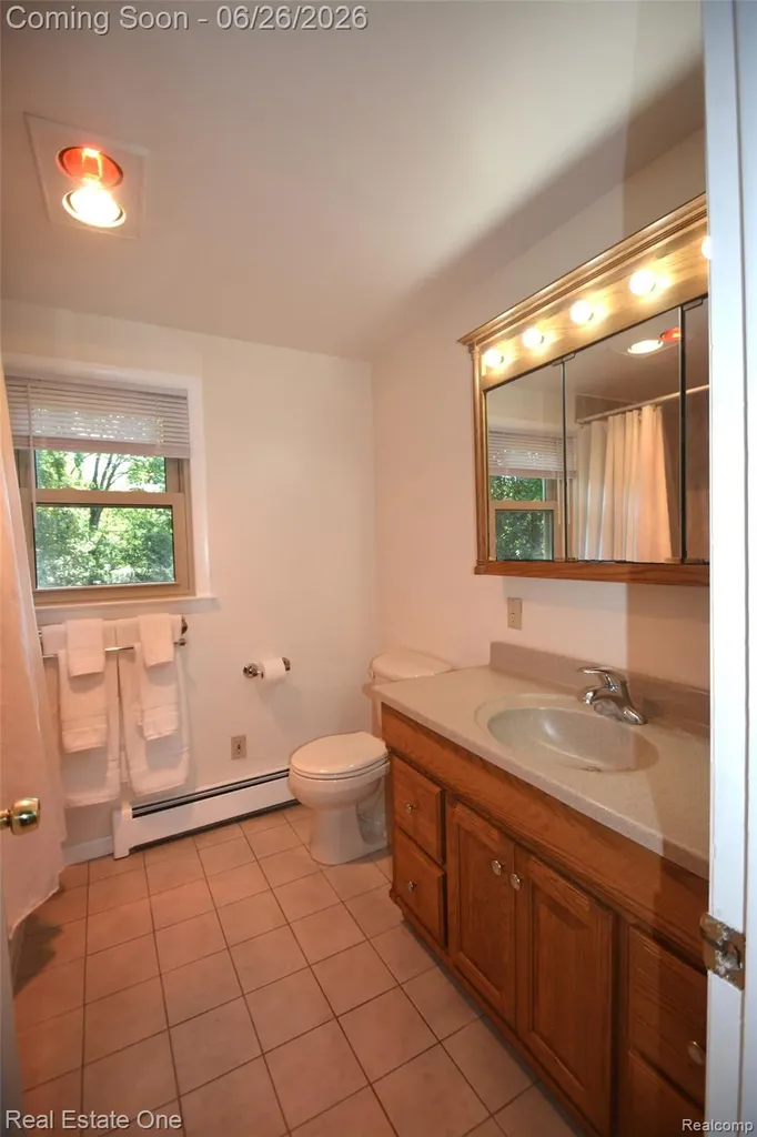 615 Willard Avenue Rochester Hills City MI 48307