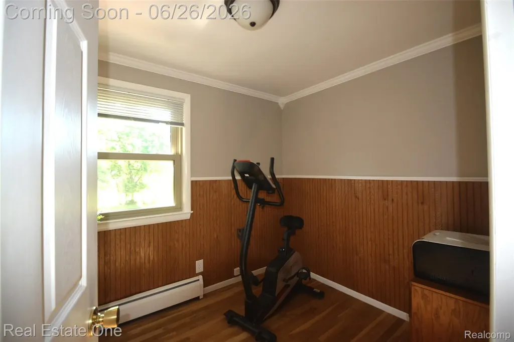 615 Willard Avenue Rochester Hills City MI 48307
