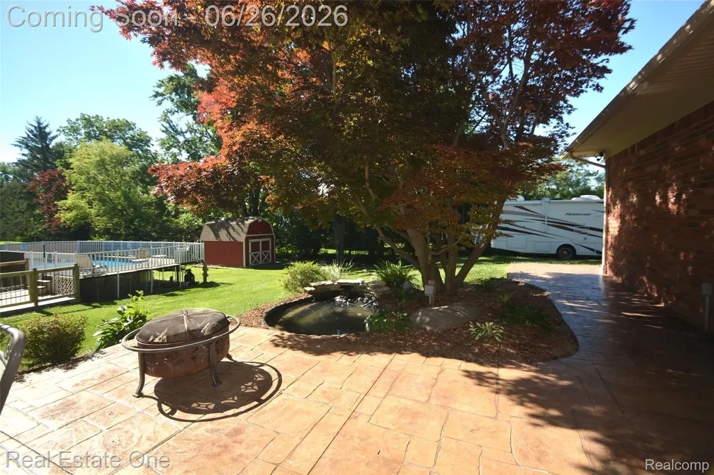 615 Willard Avenue Rochester Hills City MI 48307