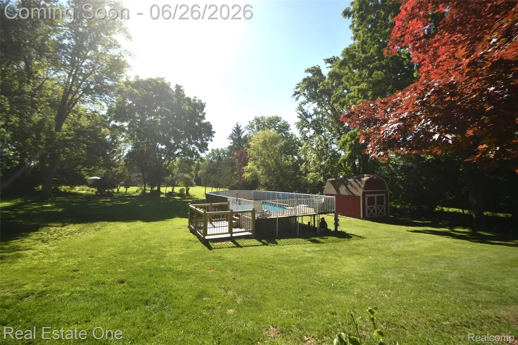 615 Willard Avenue Rochester Hills City MI 48307