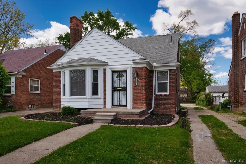 16605 Prevost Street Detroit City MI 48235