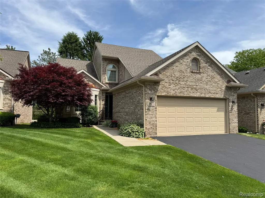 45325 Stonehedge Drive Plymouth Charter Township MI 48170