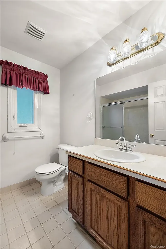 45325 Stonehedge Drive Plymouth Charter Township MI 48170