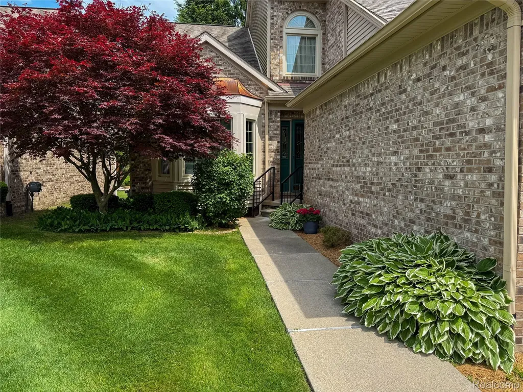 45325 Stonehedge Drive Plymouth Charter Township MI 48170