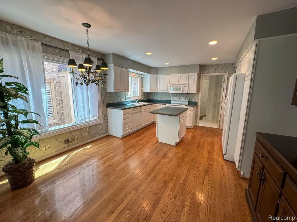 45325 Stonehedge Drive Plymouth Charter Township MI 48170