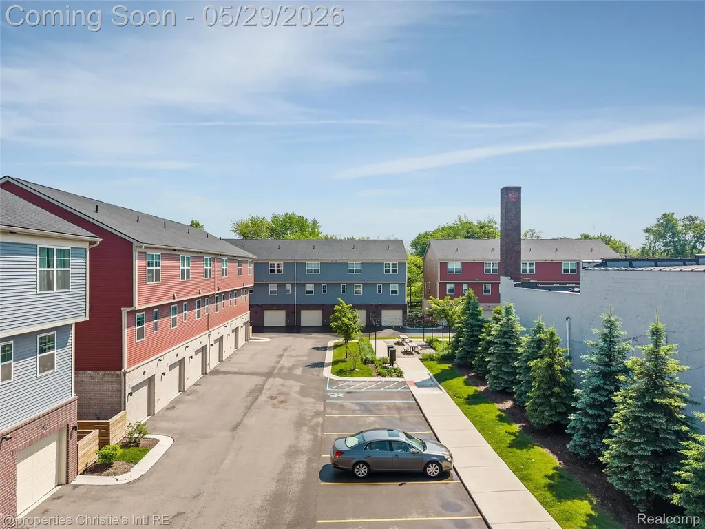 5151 Avery Detroit City MI 48208