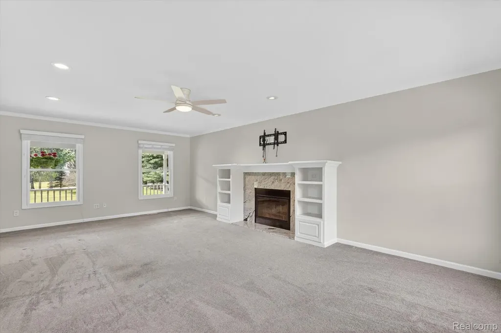 2724 Ore Valley Drive Hartland Township MI 48353