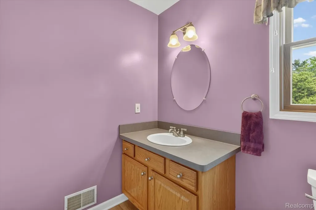 2724 Ore Valley Drive Hartland Township MI 48353