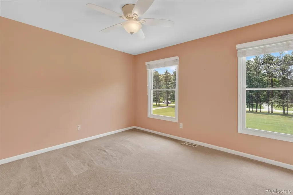 2724 Ore Valley Drive Hartland Township MI 48353