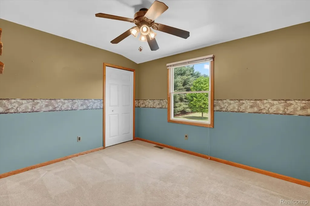 2724 Ore Valley Drive Hartland Township MI 48353