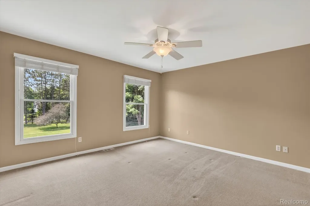 2724 Ore Valley Drive Hartland Township MI 48353