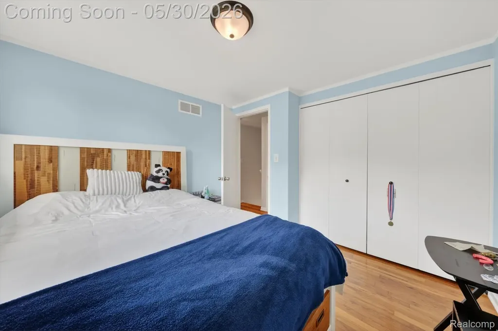 4059 Gatesford Circle Drive Troy City MI 48085