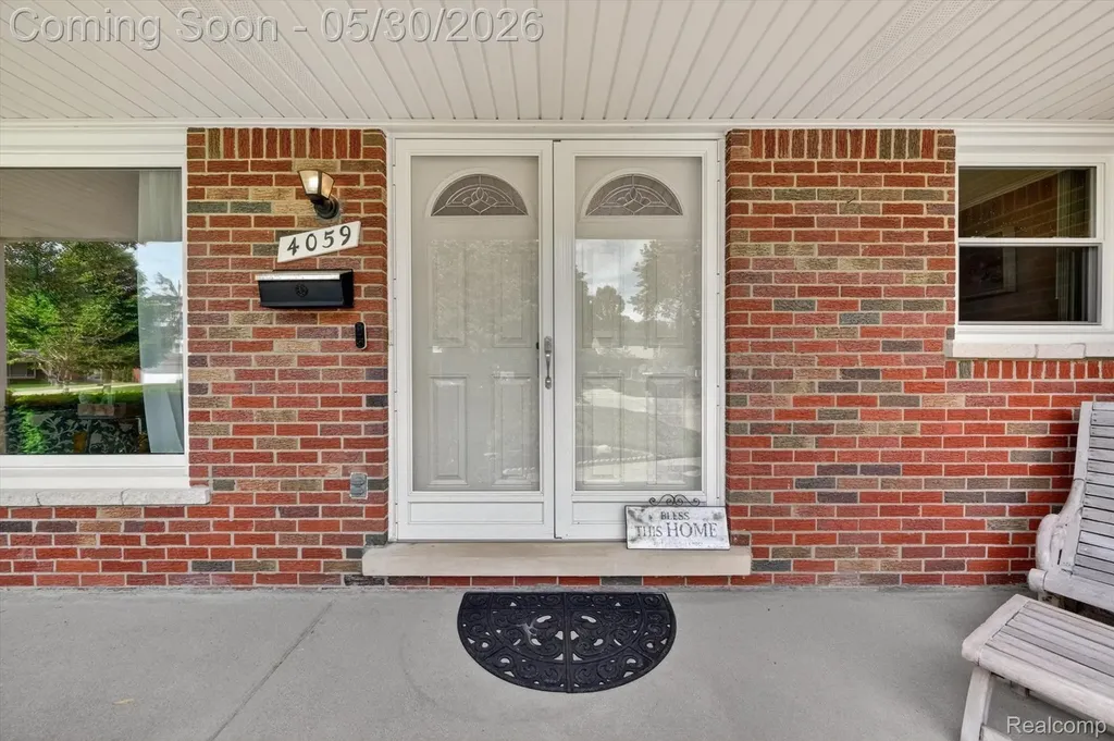4059 Gatesford Circle Drive Troy City MI 48085