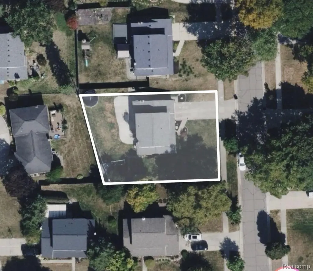 4059 Gatesford Circle Drive Troy City MI 48085