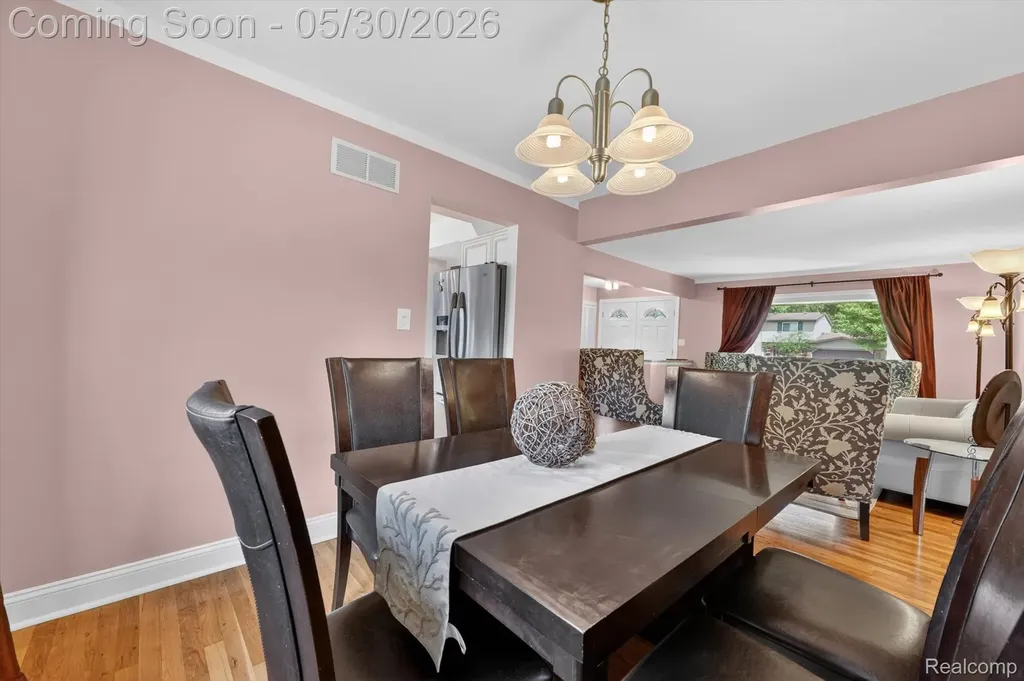 4059 Gatesford Circle Drive Troy City MI 48085