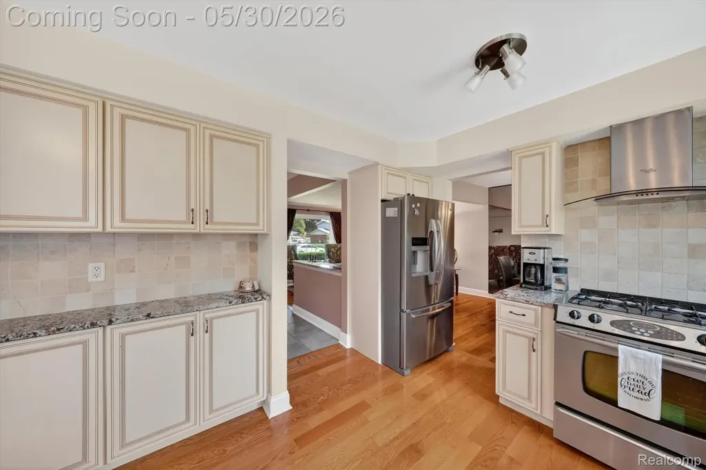 4059 Gatesford Circle Drive Troy City MI 48085