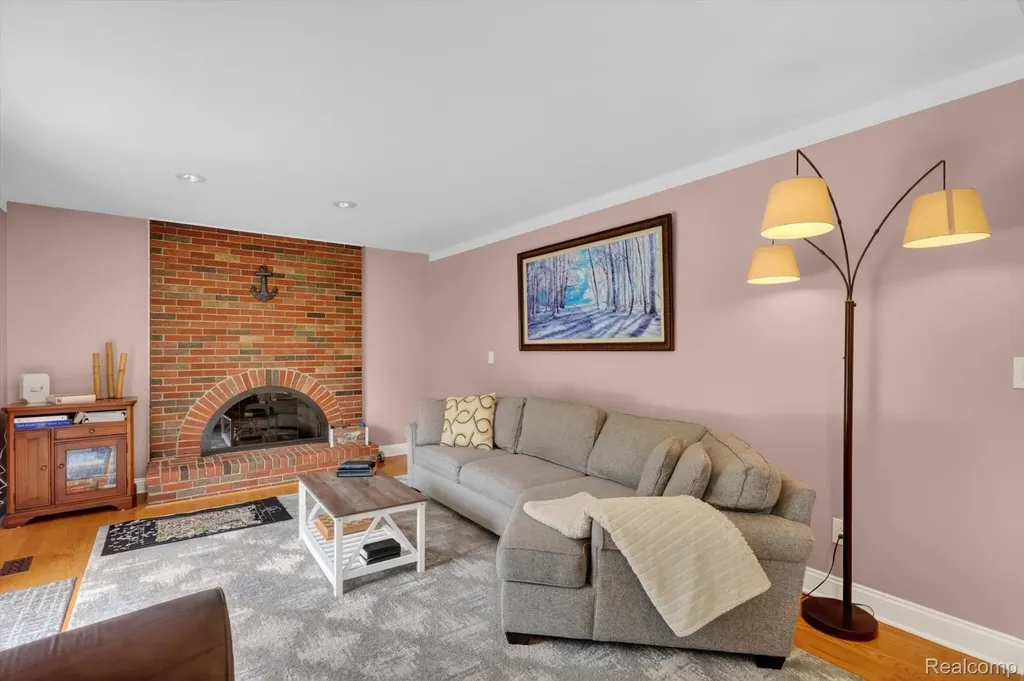 4059 Gatesford Circle Drive Troy City MI 48085