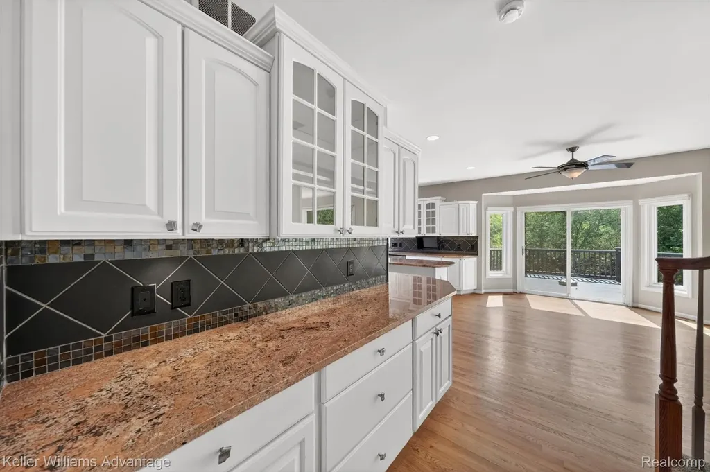 6356 Branford Drive West Bloomfield Charter Township MI 48322