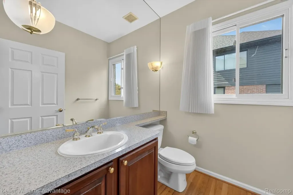 6356 Branford Drive West Bloomfield Charter Township MI 48322