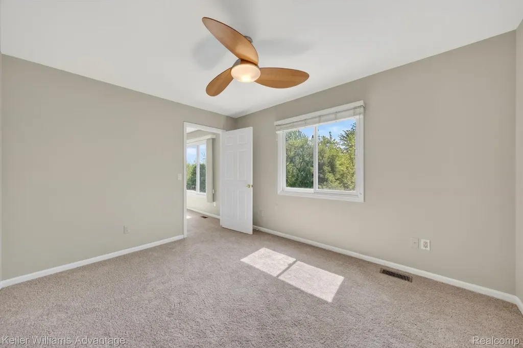 6356 Branford Drive West Bloomfield Charter Township MI 48322