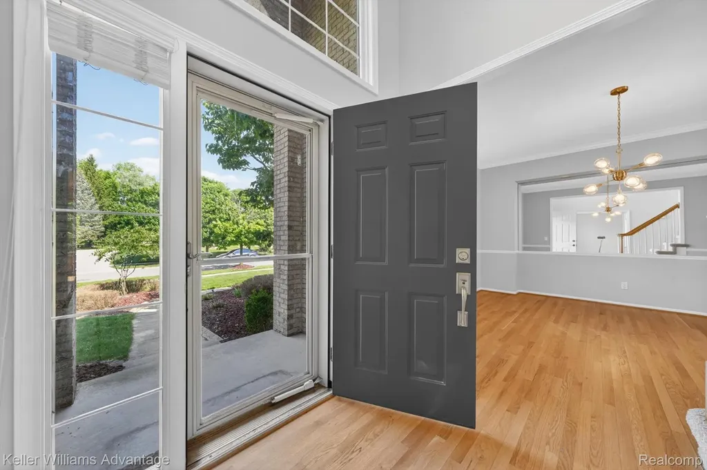 6356 Branford Drive West Bloomfield Charter Township MI 48322