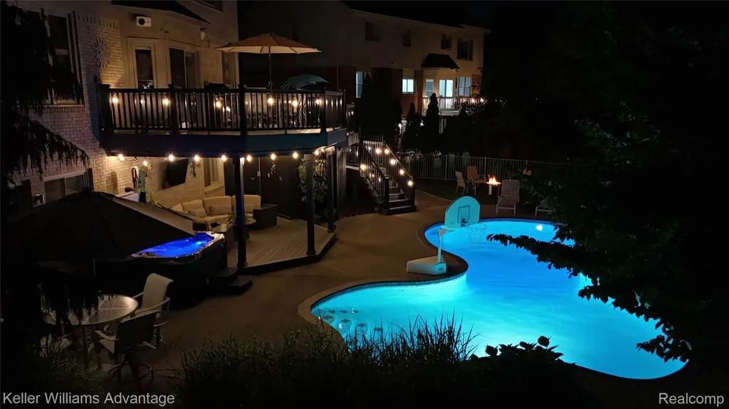 6356 Branford Drive West Bloomfield Charter Township MI 48322