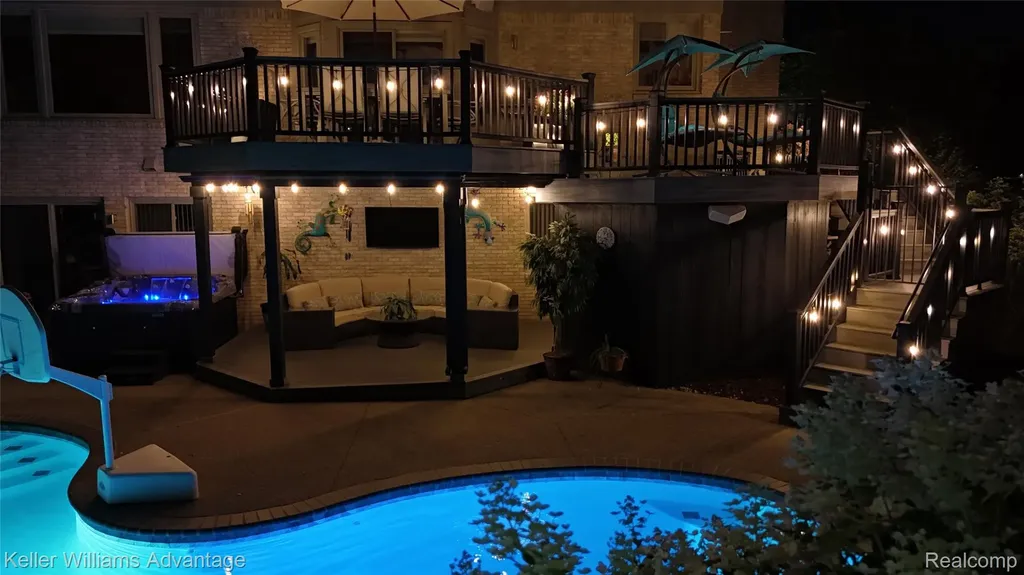 6356 Branford Drive West Bloomfield Charter Township MI 48322
