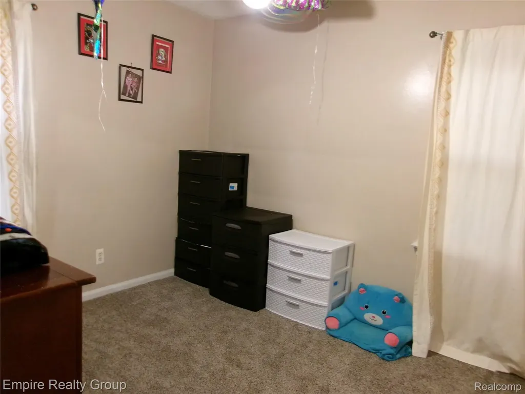 7507 W Parkway Street Redford Charter Township MI 48239