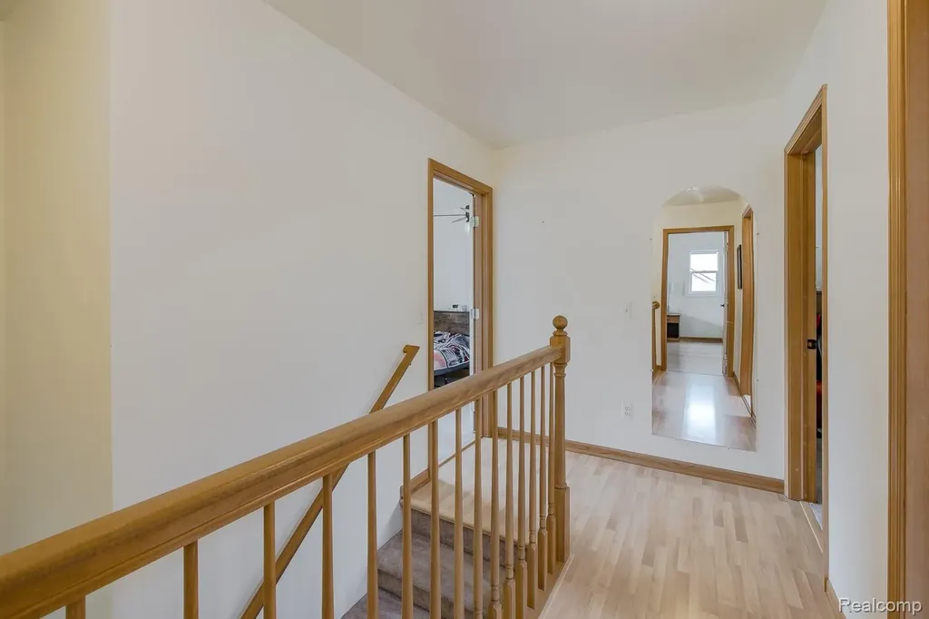 2241 Elkridge Circle Highland Charter Township MI 48356