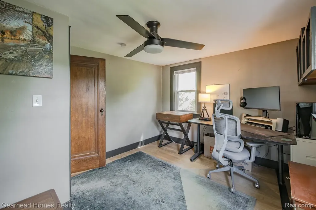 31437 Fairchild Street Westland City MI 48186