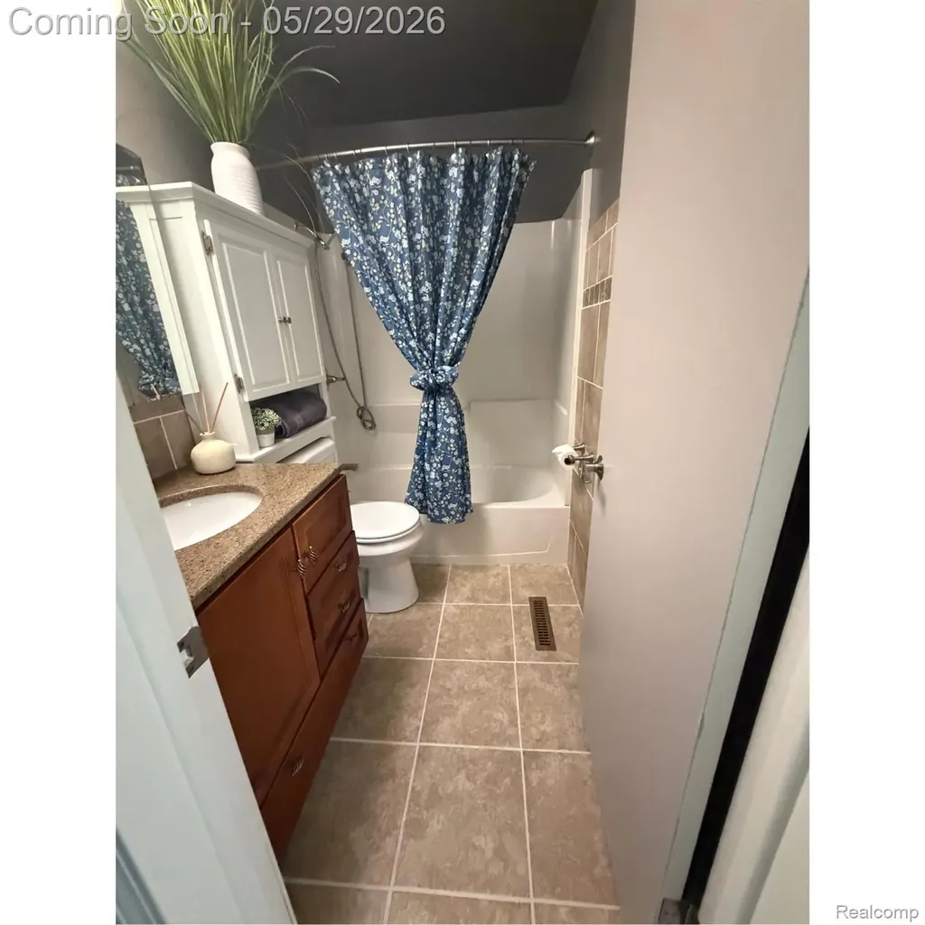 1451 Wilshire Road Meridian Charter Township MI 48840
