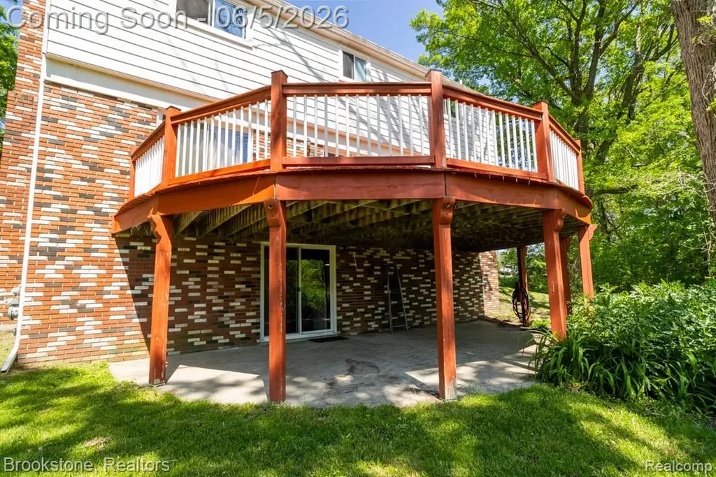 30100 Armada Ridge Road Richmond Township MI 48062