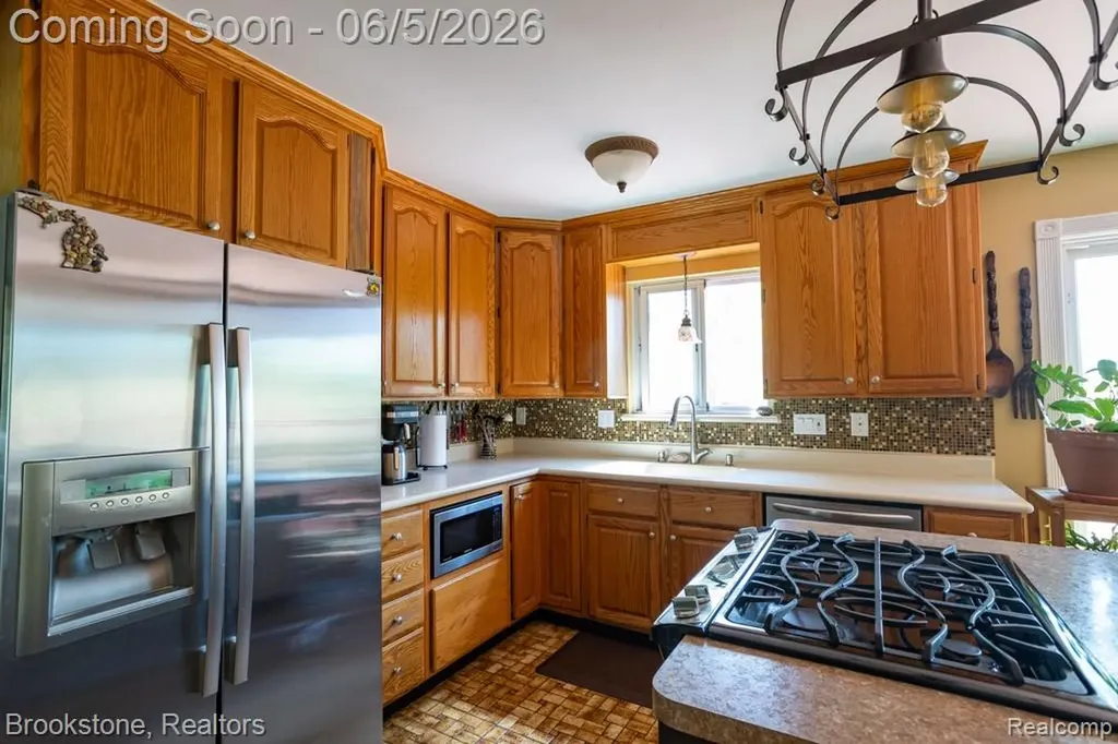 30100 Armada Ridge Road Richmond Township MI 48062