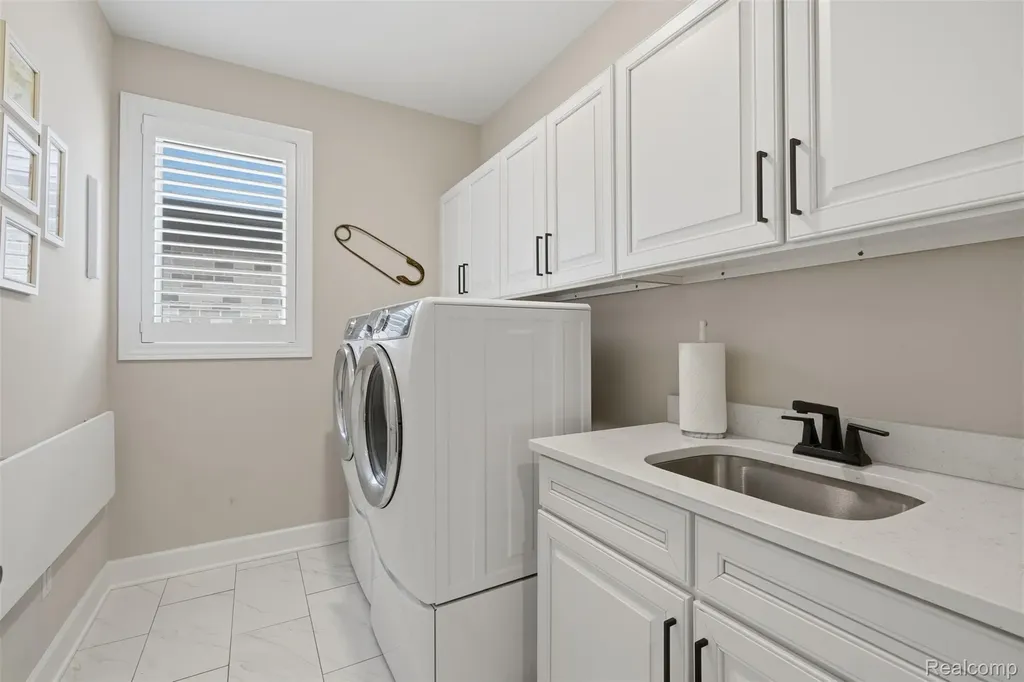 11701 Tuscany Court Plymouth Charter Township MI 48170