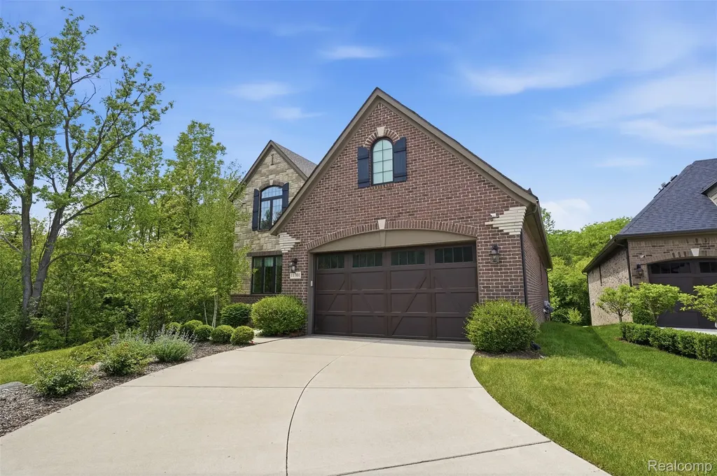11701 Tuscany Court Plymouth Charter Township MI 48170