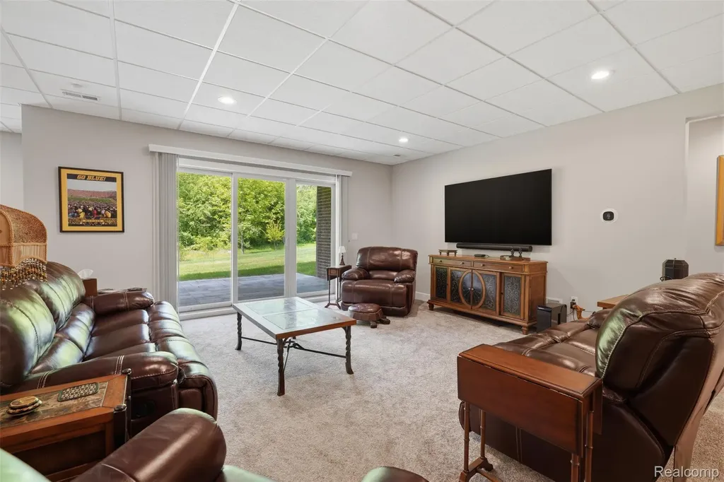11701 Tuscany Court Plymouth Charter Township MI 48170
