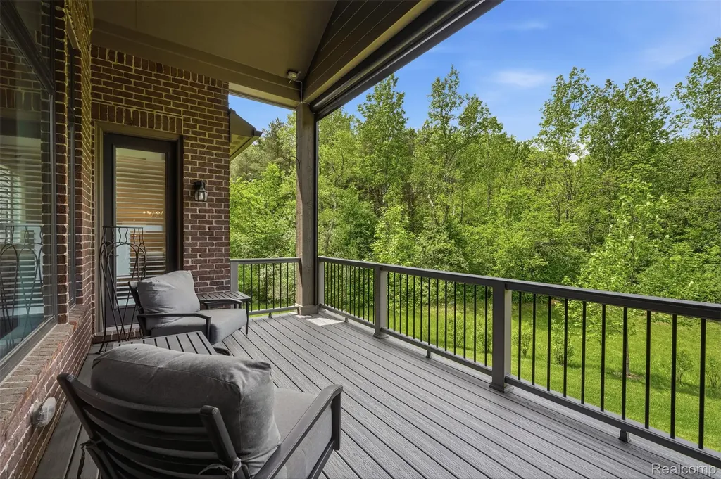 11701 Tuscany Court Plymouth Charter Township MI 48170