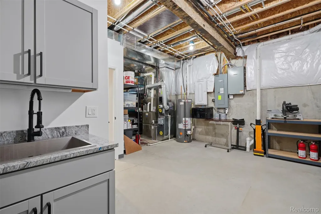 11701 Tuscany Court Plymouth Charter Township MI 48170
